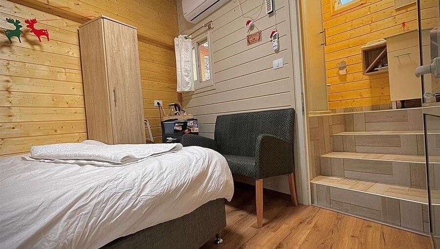 וידה בחרמון בקתת עץ זוגית (4).jpg