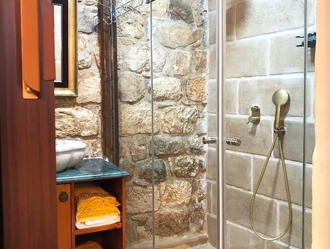 שאטו דה רואה חדר 5 (2).jpg