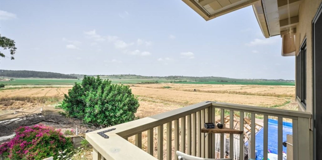 חלון לרקפות בטל שחר הצימר (16).jpg