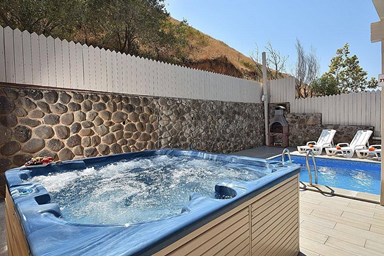 כנרת וילג' - מתחם החוץ