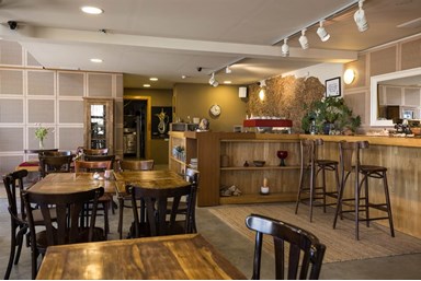 iBex אייבקס מצפה רמון - החצר ומתחמי הפנאי