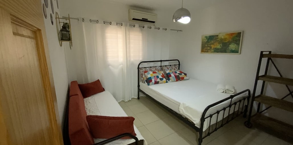 הכי קרוב לים ולטיילת ברחוב טופז אודם (1).jpg