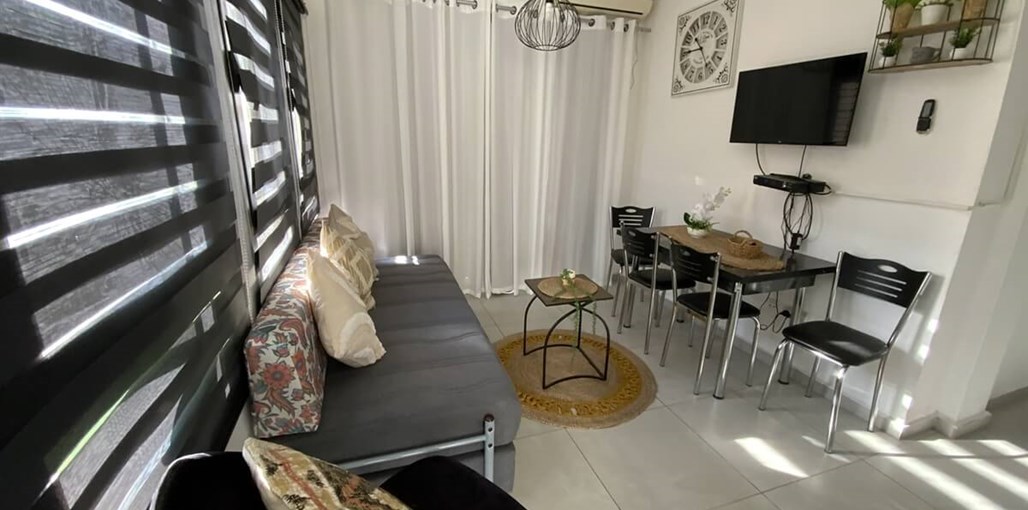 הכי קרוב לים ולטיילת ברחוב טופז ספיר (3).jpg