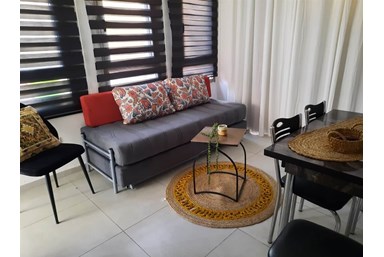 הכי קרוב לים ולטיילת ברחוב טופז