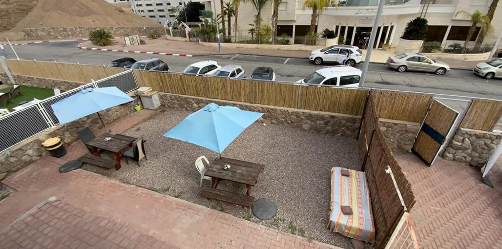 הכי קרוב לים ולטיילת ברחוב טופז חוץ (4).jpg