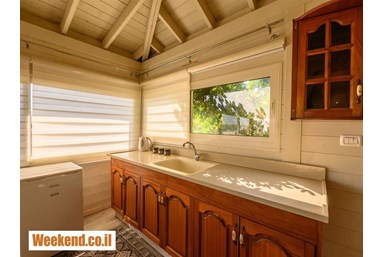 צמרת הצימרים - החצר והנוף