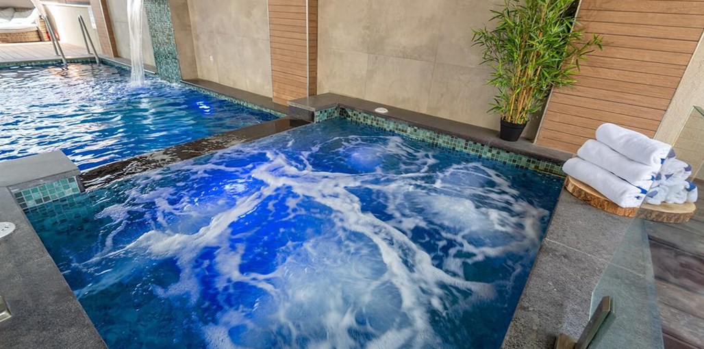 פינה בכרמל מתחם חוץ (12).jpg