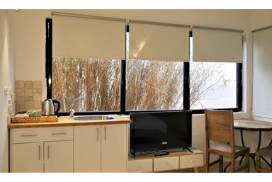 אוליבס ערד - Olives - קלמטה