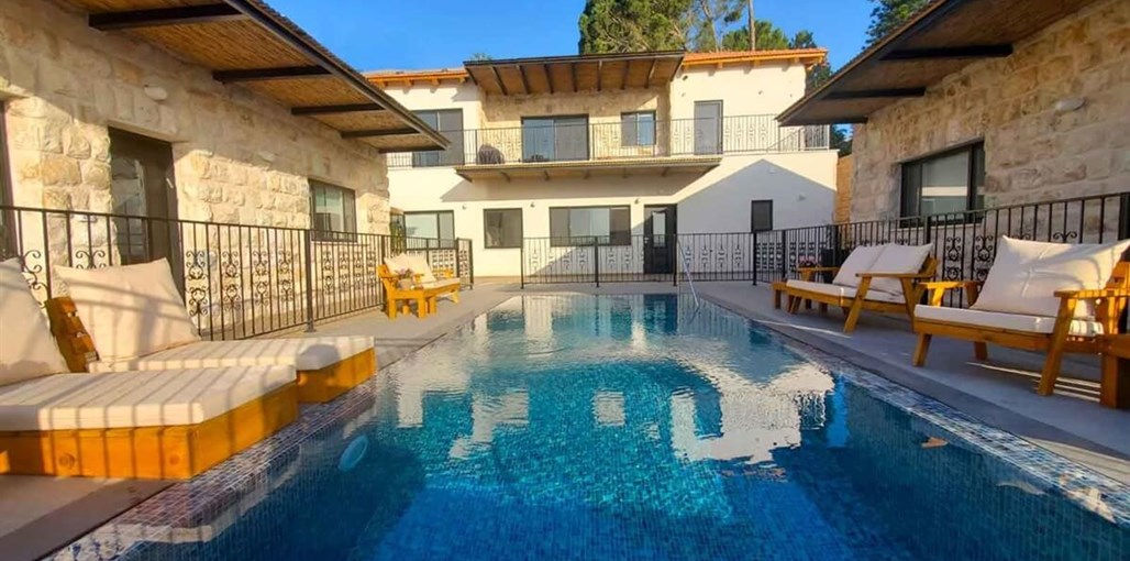 הוד סוויטות בוטיק חצר חדש (1).jpg