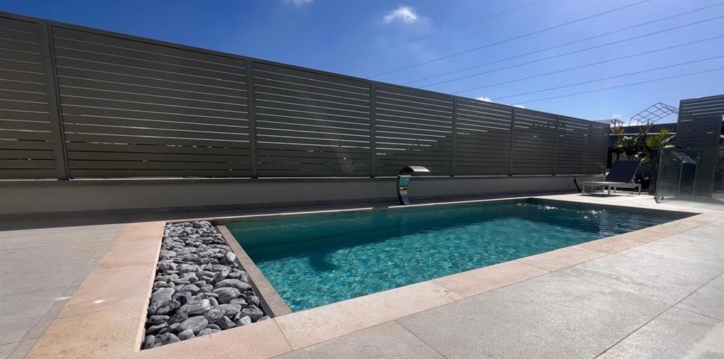 סוויטות פרנקה בריכה 2.jpg