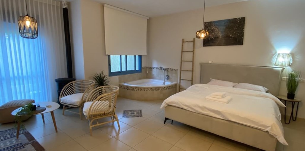 נירוונה נופש בגליל - מעיין ברוך צימר 2.jpg