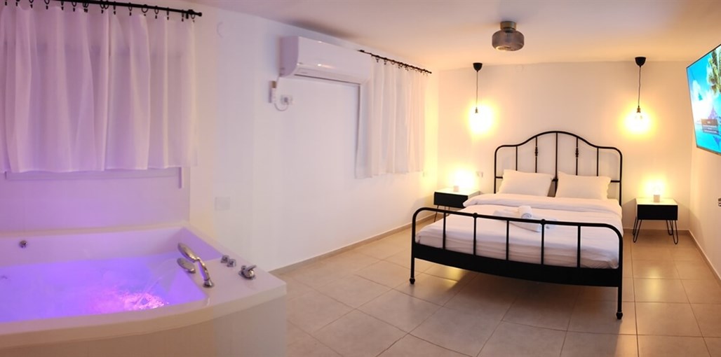 סוויטת שי-לי שי לי (1).jpg