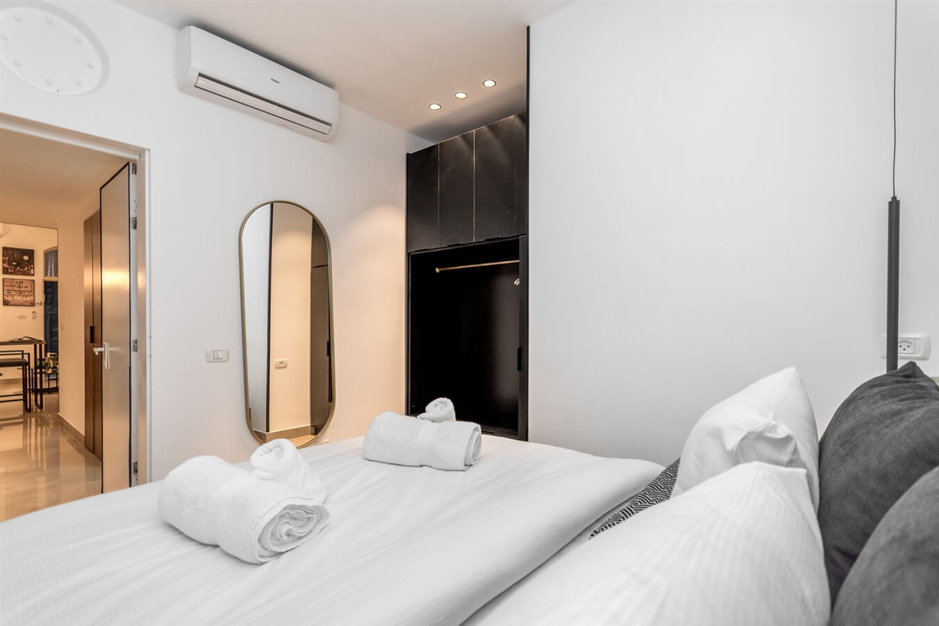 סוויטות מחנה יהודה -ADAMA