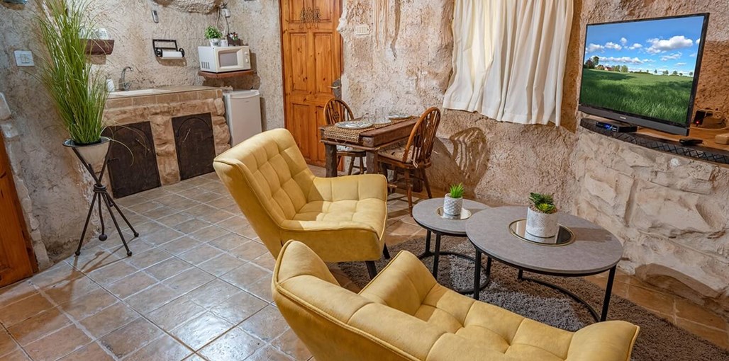 חלום במערה ספיר (5).jpg