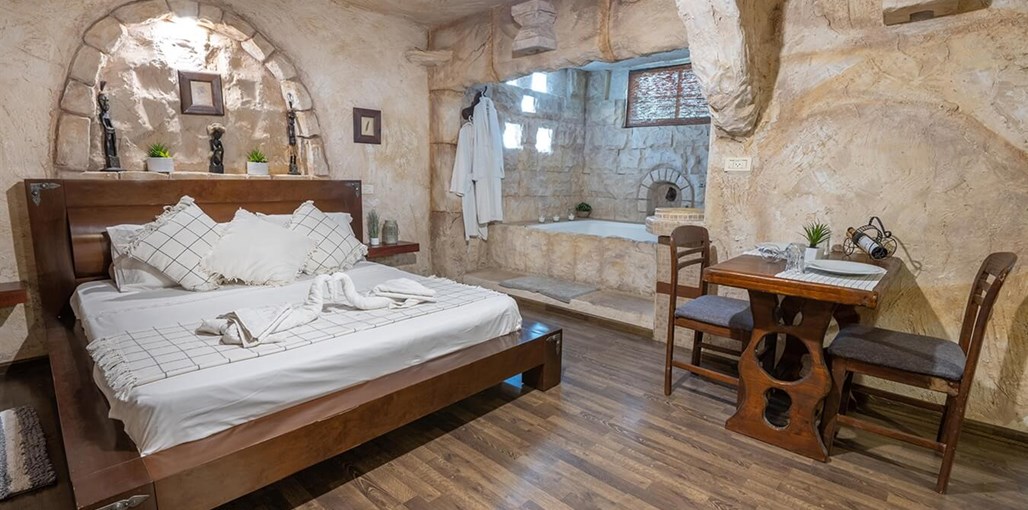 חלום במערה שהם (5).jpg