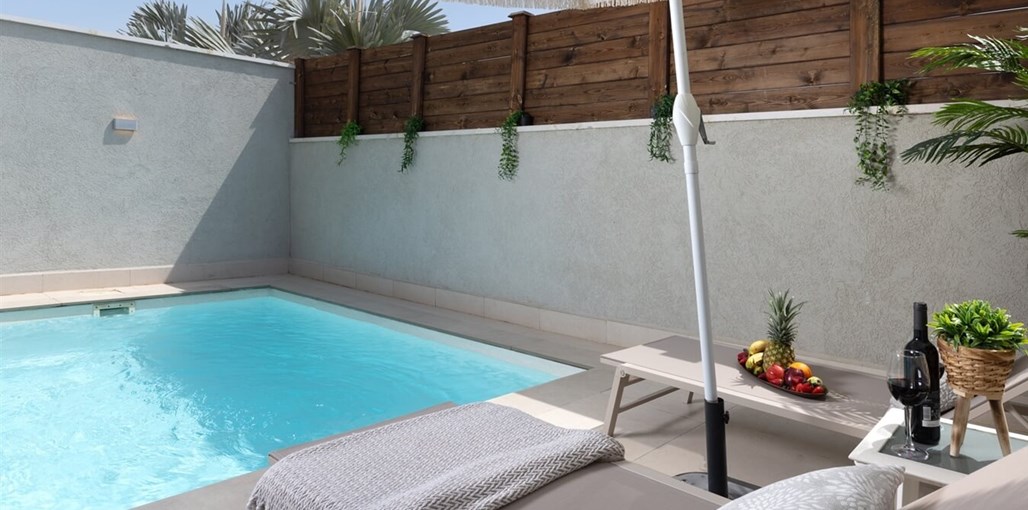 קורל סוויטות בוטיק - Coral suites Boutique IMG_1301.jpg