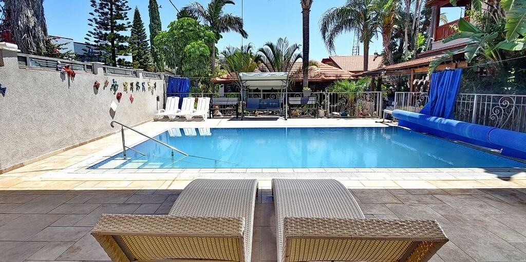 נקודת חן BEA_2153_0.jpg