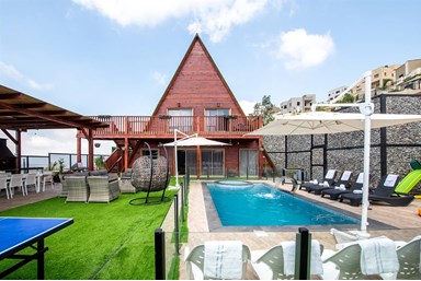 אחוזת הפירמידה