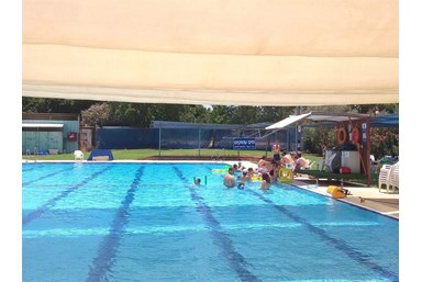 אירוח כפרי בגדות - מתחם החוץ