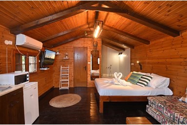 פינה במעיין - הבקתות הרומנטיות