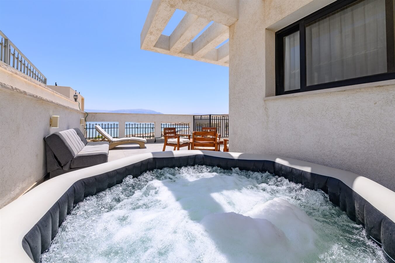 סוויטות נווה זוהר