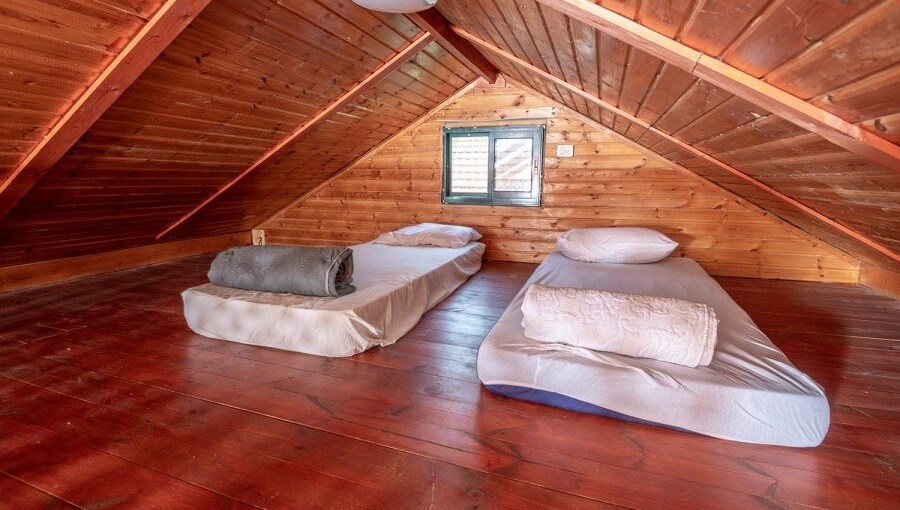 בקתות הקשת מול הים (12).jpg