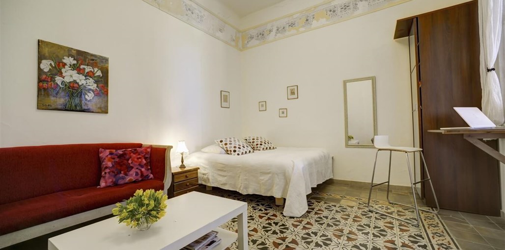 נווה צדק דירות נופש וצימרים זמיר (5).jpg