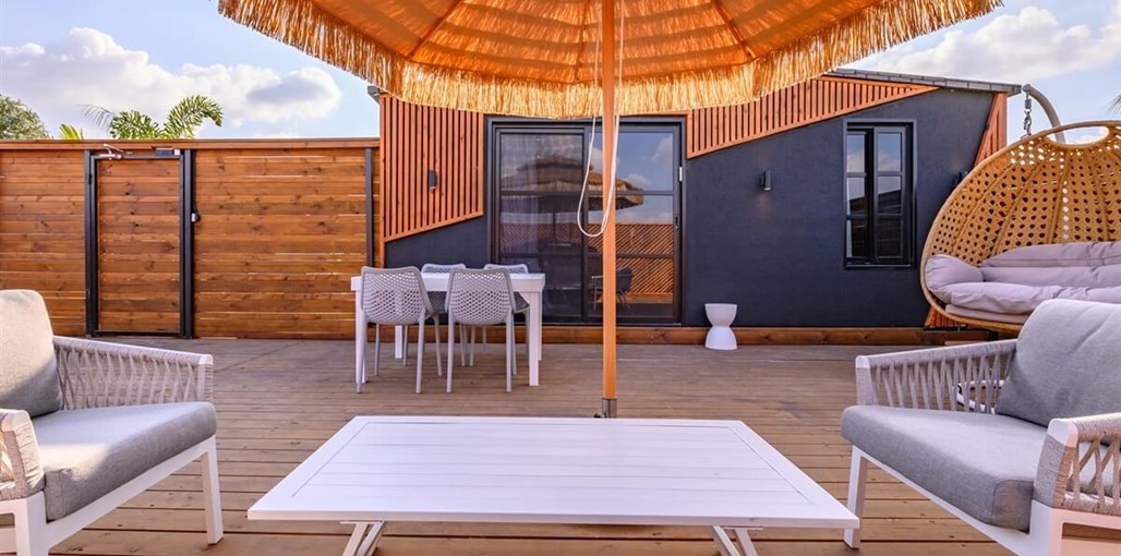 בקתות אתנחתא בשדה מתחם חוץ (4).jpg