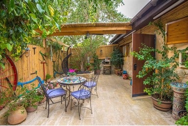 פארמר סוויט - מתחם החוץ