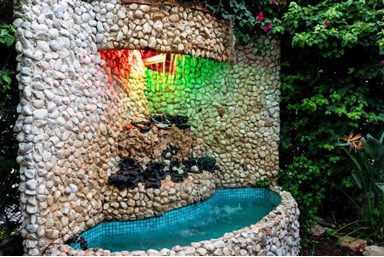 מיני האוס לילות יפו - מתחם החוץ