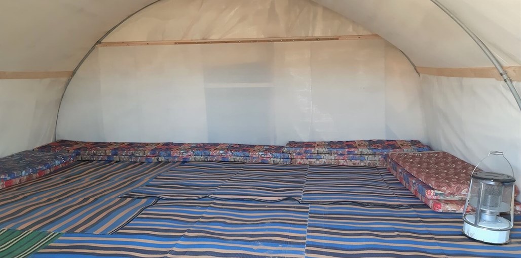 חאן שירת המדבר משפחתי קבוצתי (2).jpg