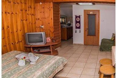 טל החרמון - אורנית