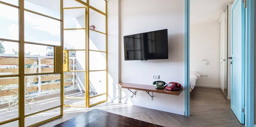 דירות בוטיק גולדה גולדה דירות בוטיק - צהוב (11).jpg