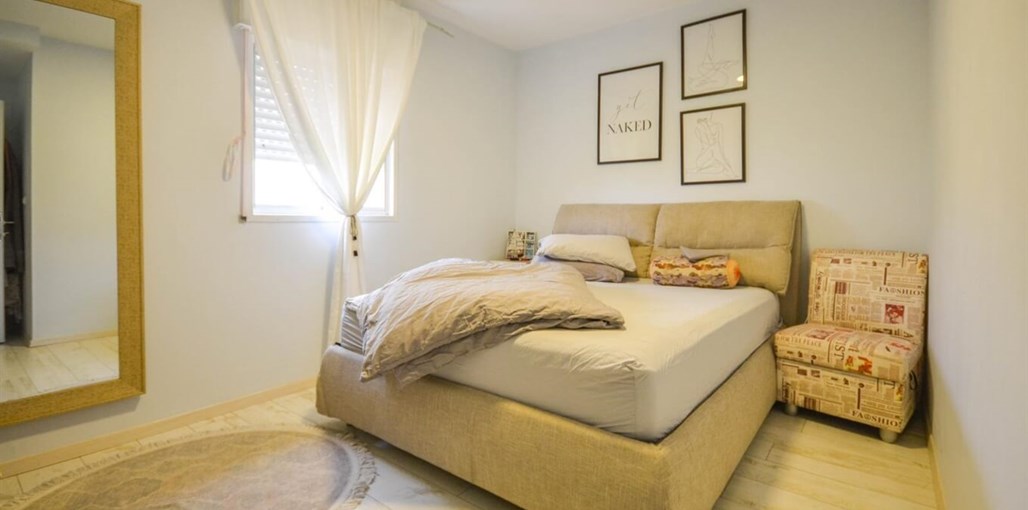 שלהבת זהרון אילת פנים (4).jpg