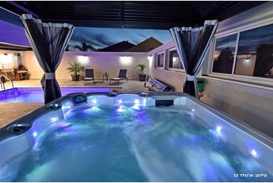 שרדונה סוויטת בוטיק