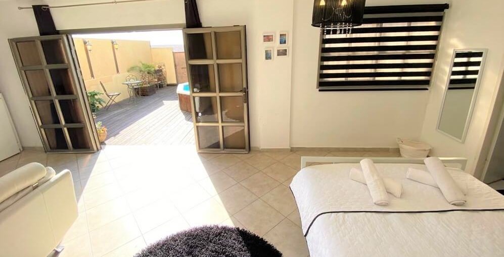 פנינת המדבר ערד פנים (4).jpeg