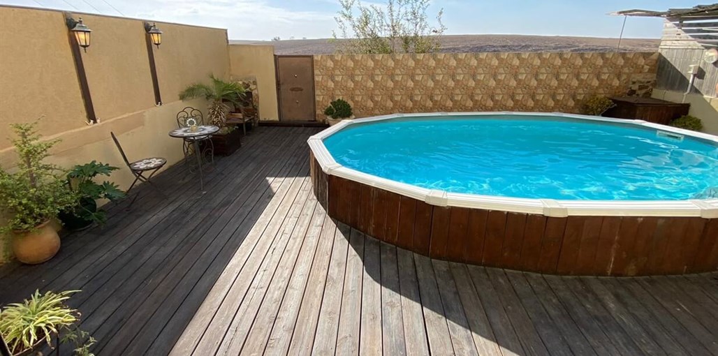 פנינת המדבר ערד מתחם החוץ (1).jpeg