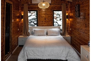 אביב בהר - הבקתות