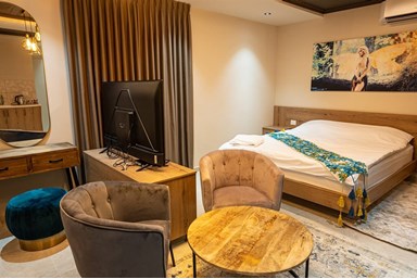 ליאן מלון בוטיק - Layan Hotel  - חדרי בוטיק