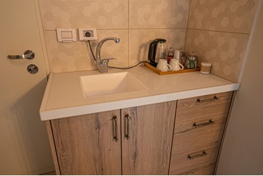 ליאן מלון בוטיק - Layan Hotel  - חדרי בוטיק