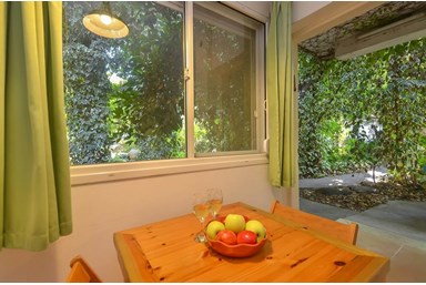 בבוסתן - תמר ודני שחר - דירות סטודיו