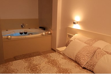 היכלות - דתי יוקרתי