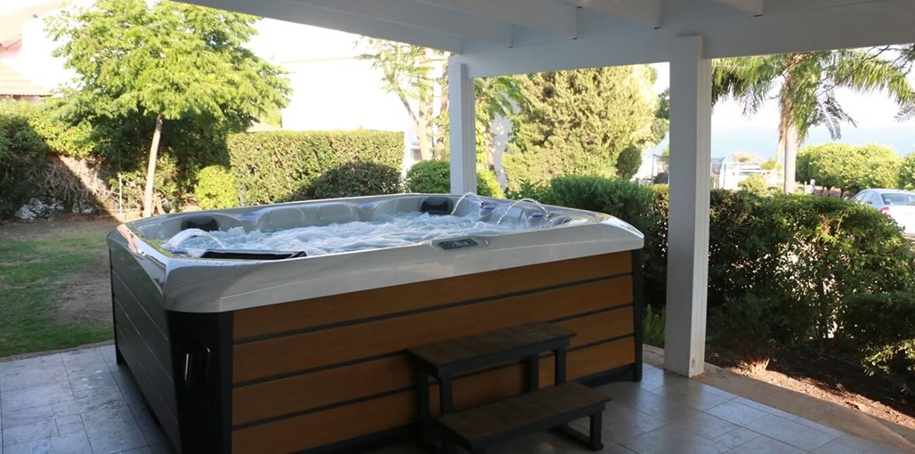 כנרת הילס - Kinneret Hills החצר (25).JPG