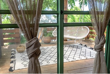 פרדייז בפרדס - Paradise Ba-pardes