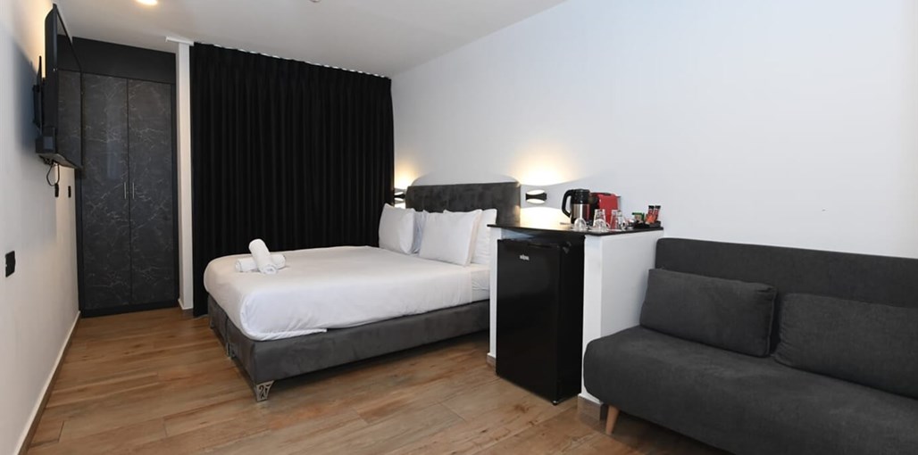 סלפי בוטיק סלפי בוטיק יולי 24 (9).jpg