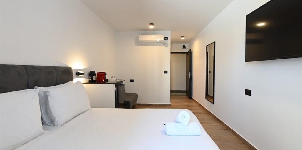 סלפי בוטיק סלפי בוטיק יולי 24 (8).jpg