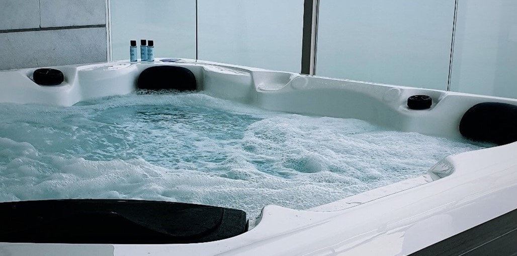 תצפית נוף אגם ג'קוזי.jpg