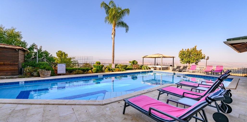 אחוזת רום חצר (2).jpg