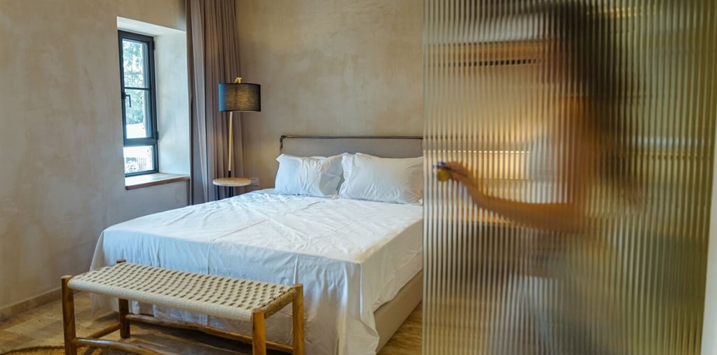 הגפן סוויטות אירוח בוטיק חדר 4 (3).JPG