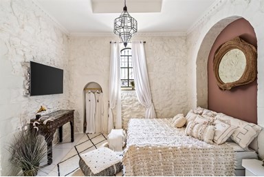 לה ריאד מימי - Mimi Le Riad